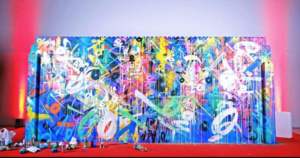 Everblock-Wand, beklebt mit Graffiti
