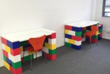 Bunter Schreibtisch: Bauen Sie farbenfrohe Schreibtische für Kinderzimmer, Büros und überall dort, wo ein Farbtupfer benötigt wird.